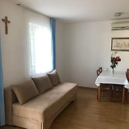 Tanja & Tina Apartamento Fažana