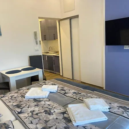 Tanja & Tina Apartamento Fažana